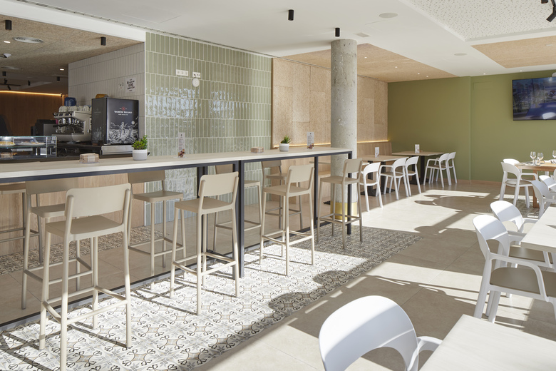 Iraipe Logro�o Hotel