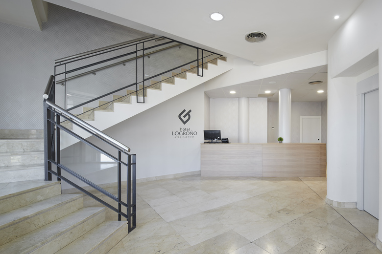 Iraipe Logro�o Hotel