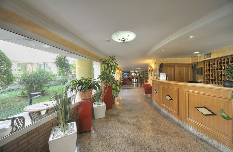 Hotel Aurora Garden