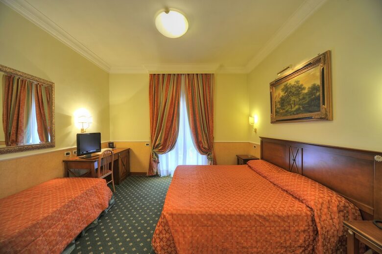 Hotel Aurora Garden