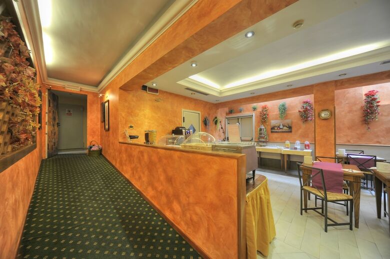 Hotel Aurora Garden