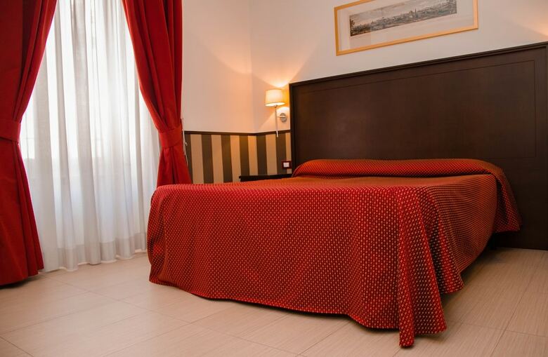 Hotel Garda Roma