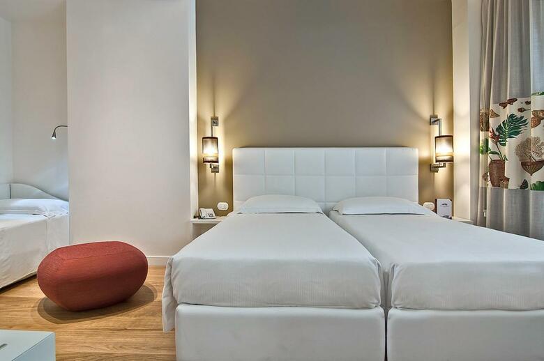 Hotel Caravel