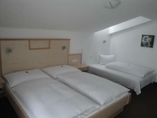 Bed & Breakfast Pension Dorfplatzl