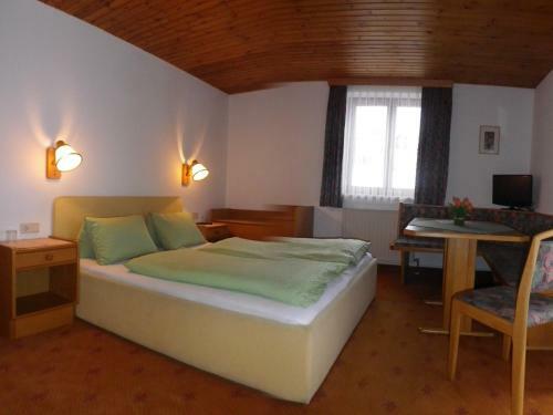Hostal Pension Andrea