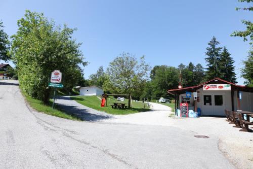 Hostal Gasthof Pension Wei�es R�ssl