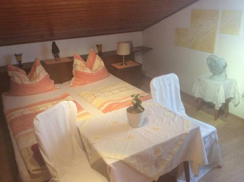 Hostal Pension Pukel