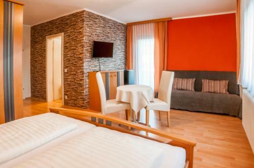 Hostal Waldpension Schiefling Am See