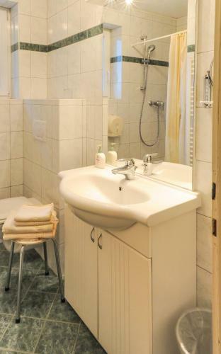 Hostal Waldpension Schiefling Am See