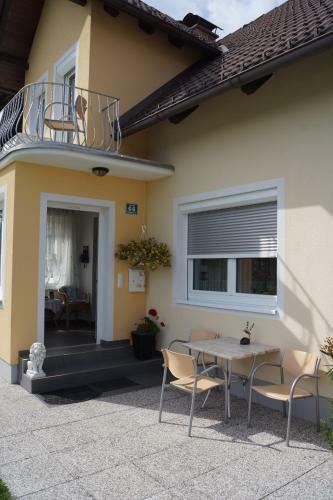 Apartamento Ferienwohnungen Rasinger