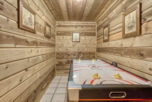 Hillbilly Hideout