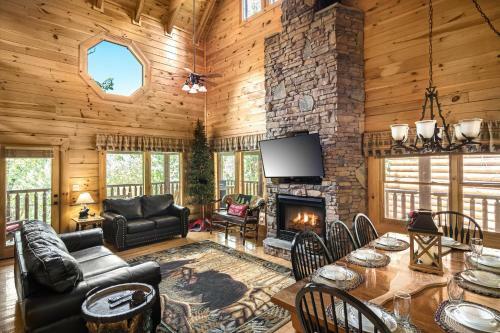 Bear Creek Falls Retreat