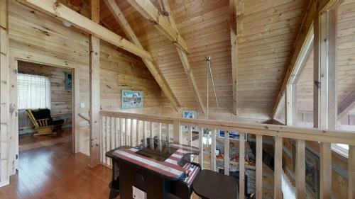 A-bluff & Beyond Cabin