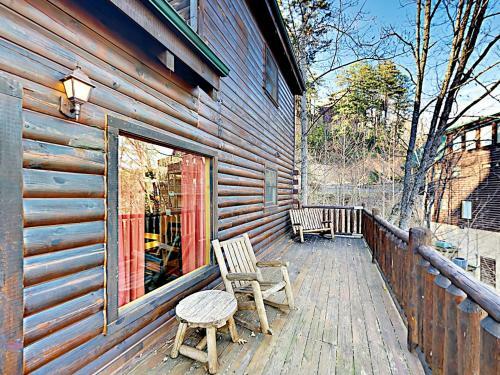 Upper Middle Creek Cabin Unit #27 Cabin