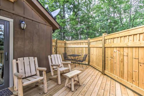 Private Sevierville Cabin With Mountain Views And Loft