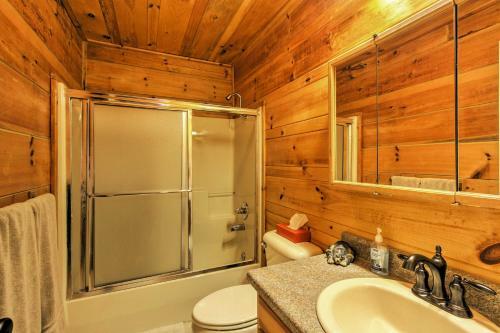 Smokies View Wears Valley Retreat With Mtn Views!