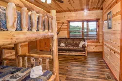 Smokystays Indoor Pool Cabin