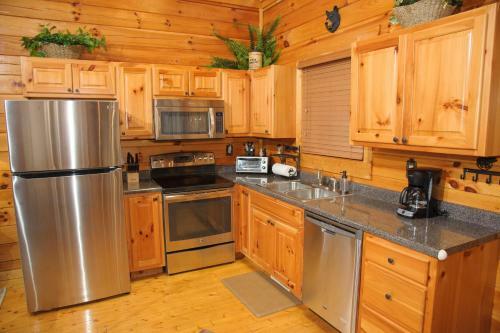 Smoky Mountain Memories Cabin