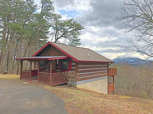 A Bear's Eye View Cabin