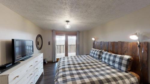 A Bear's Eye View Cabin