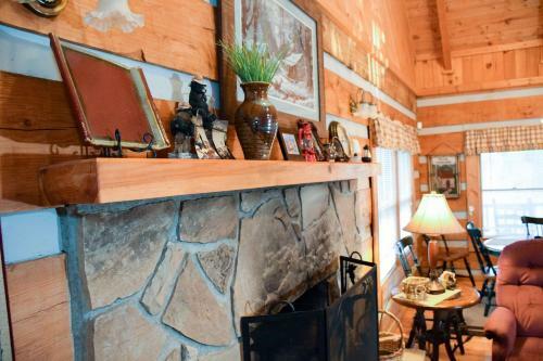 Sitting Rock Home