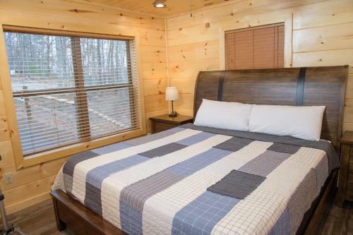 All Decked Out Cabin