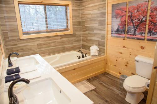 All Decked Out Cabin