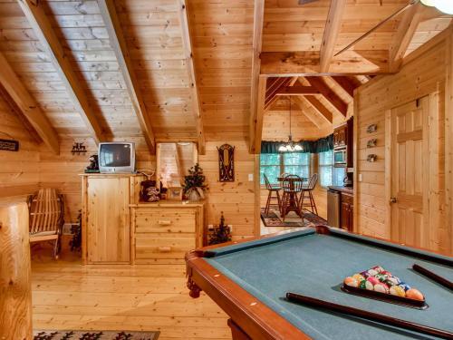 Tomahawk Lodge