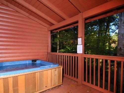 Tomahawk Lodge