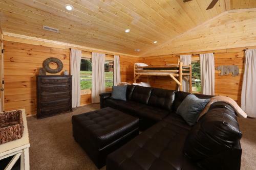 Deerfield Lodge