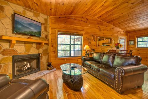 Dream Maker #120 By Aunt Bug's Cabin Rentals