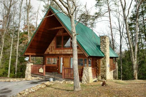 Hidden Romance #1404 By Aunt Bug's Cabin Rentals