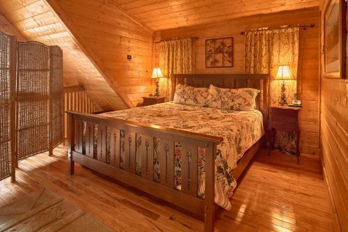 Hidden Romance #1404 By Aunt Bug's Cabin Rentals