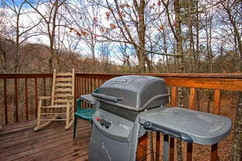 Bear Mountain Hideaway
