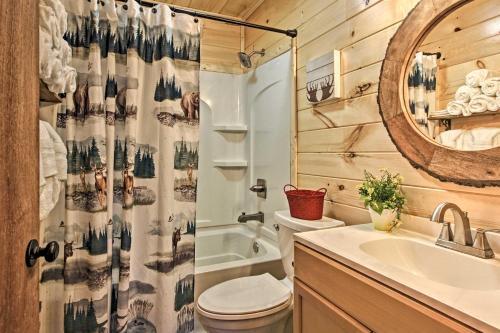 Red Moose Lodge Mtn Getaway With Hot Tub And Views!