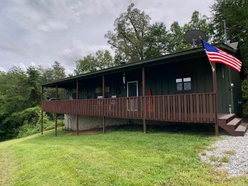 Out On A Limb Cabin