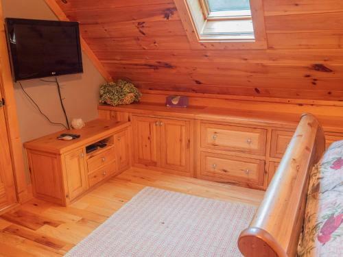 Smokys Hideaway