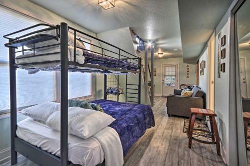 Serene Riverfront Hideaway, 3 Mi To Caverns!