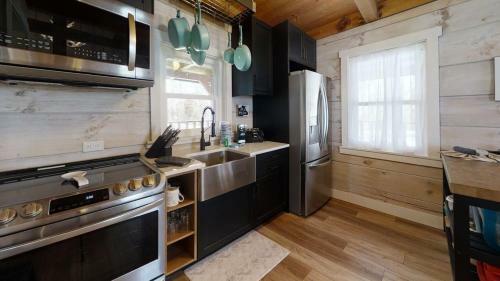 Moo Moo Meadows Cabin