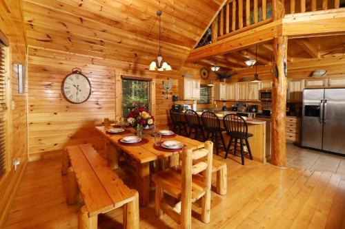 1939 Smoky Cove Cabin