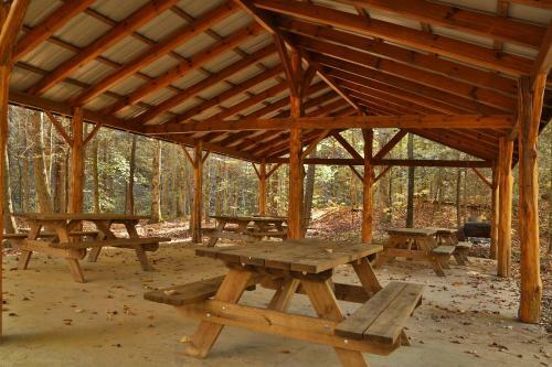 1939 Smoky Cove Cabin