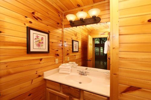 1939 Smoky Cove Cabin