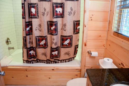 Little Feather - 1 Bedrooms, 1 Baths, Sleeps 4 Home
