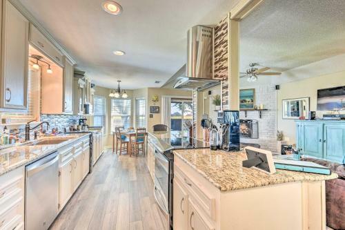 Abilene Home With Bbq And Pvt Yard, 1 Mi To Acu!