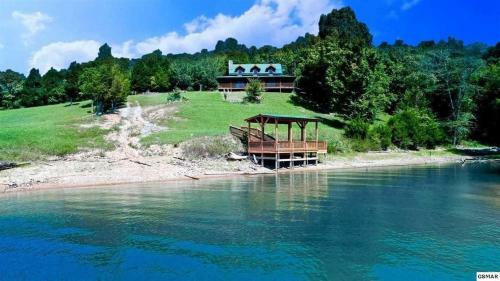 Free Xplorie Attractions Every Day! - Hidden Cove