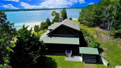 Free Xplorie Attractions Every Day! - Hidden Cove