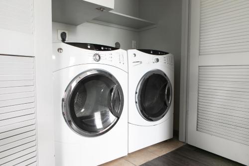 Apartamento Wanderjaunt - Luxe Downtown Austin Apts