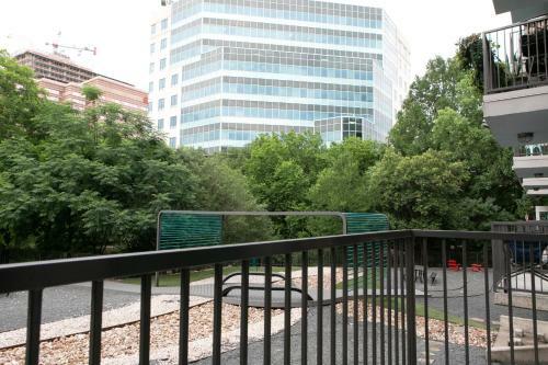 Apartamento Wanderjaunt - Luxe Downtown Austin Apts