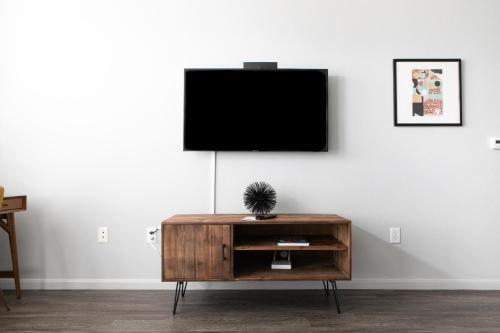 Apartamento Wanderjaunt - Luxe Downtown Austin Apts