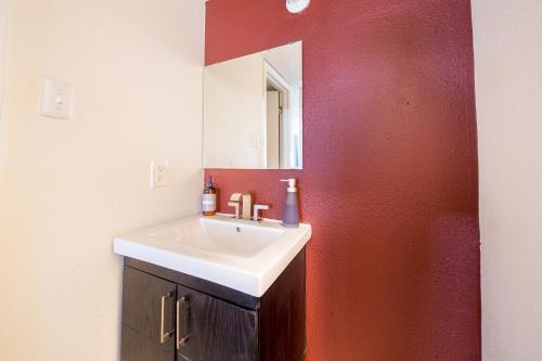 Wanderjaunt - Travis Heights Apartments